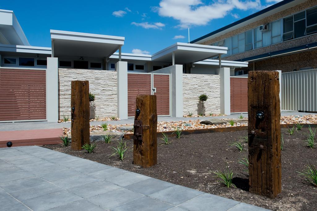 Loxton Courthouse Apartments Bagian luar foto
